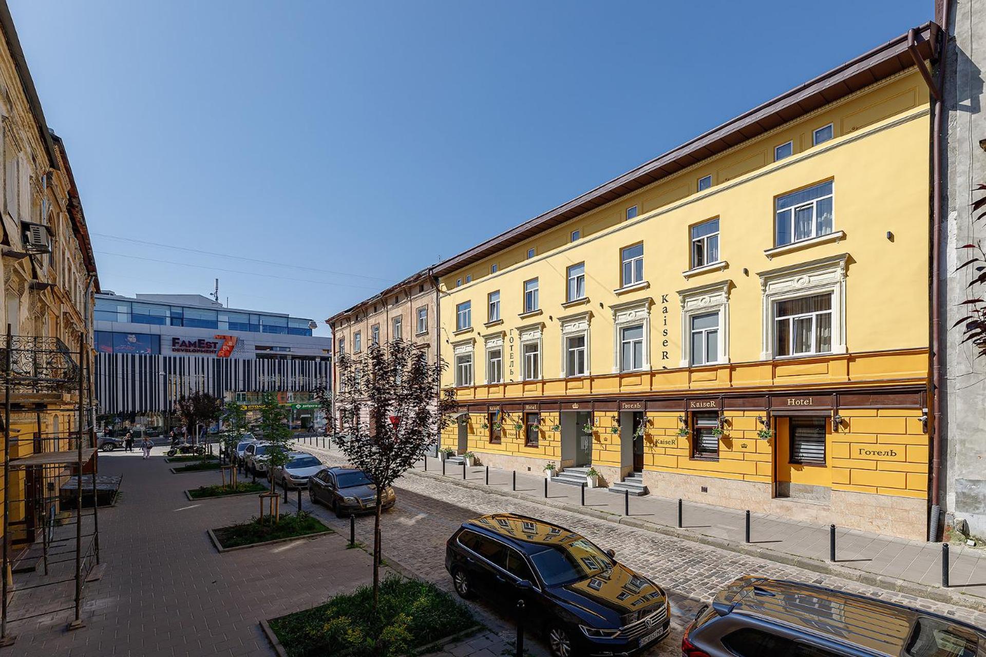 Hotel Kaiser Econom Lemberg Exterior foto
