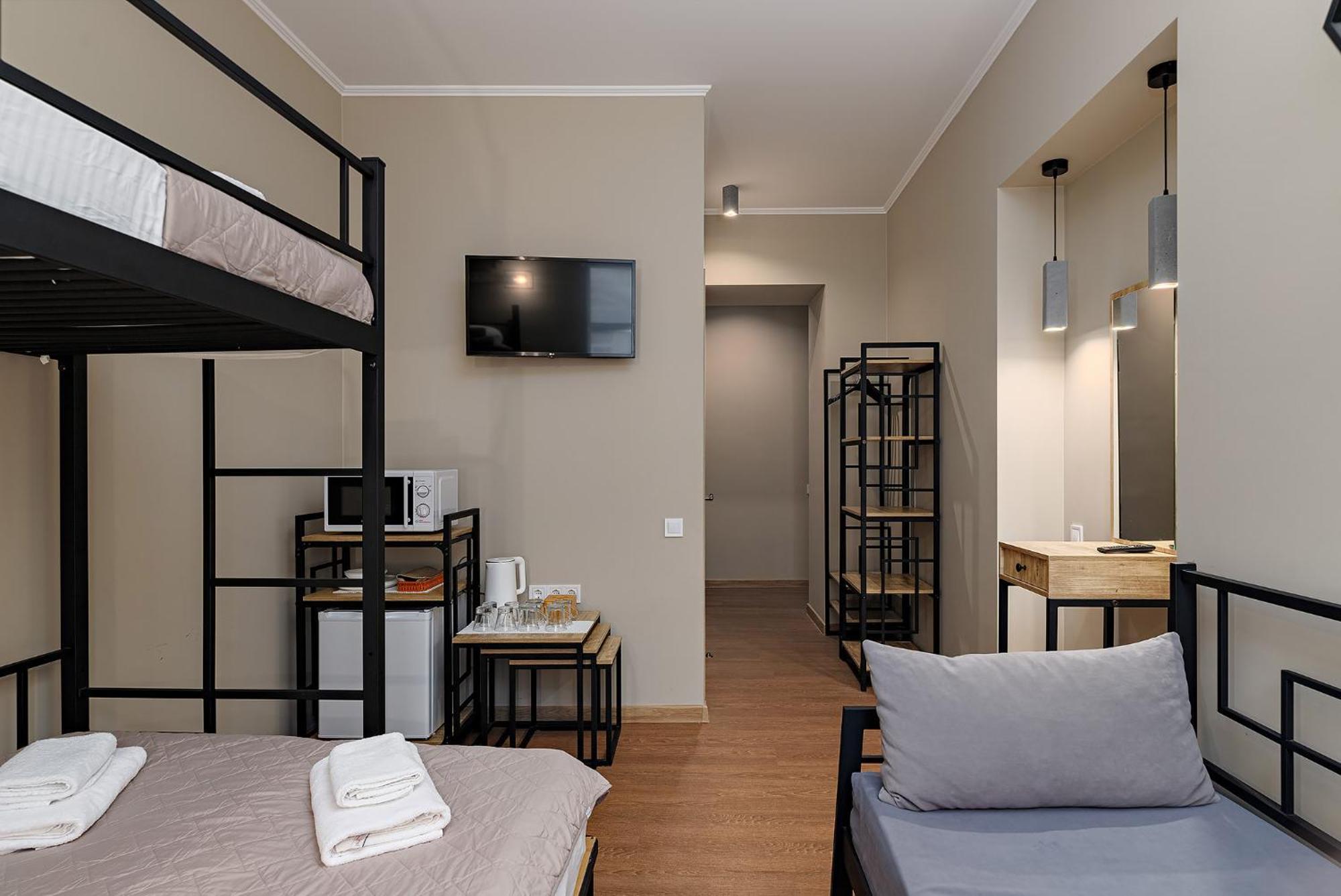 Hotel Kaiser Econom Lemberg Zimmer foto